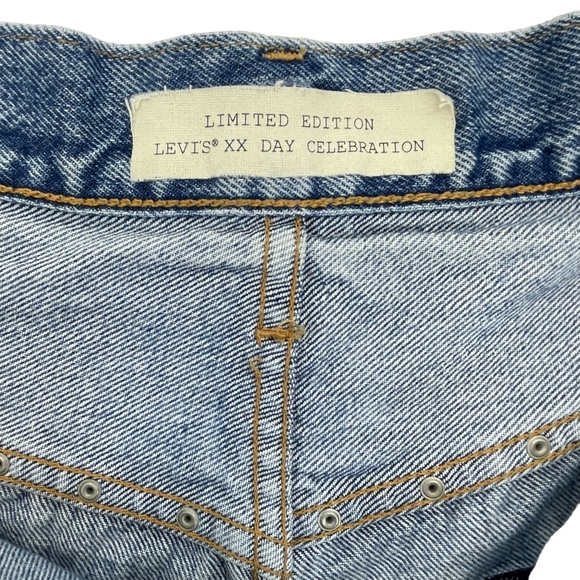 Levi’s Premium 501 Limited Edition Shorts 30 Blue - Picture 13 of 15